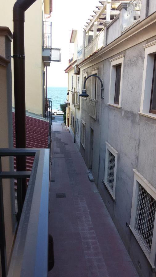 Casa Del Pozzo Vila Furci Siculo Exterior foto